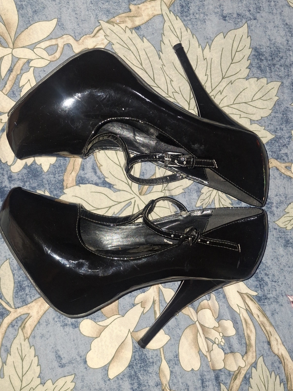 Viva Secret Black Patent Platform Mary Jane Heels Women's 8.5/9 Approx Used